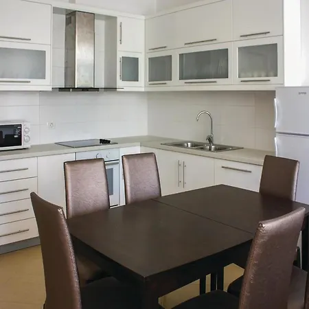 With Sea View 01 Apartment