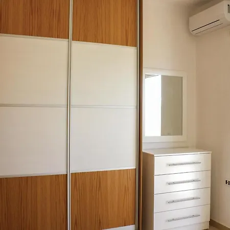 With Sea View 01 Apartment